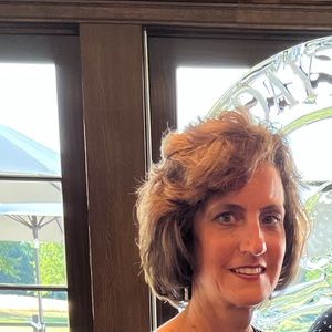 Meet your Posher, Michele